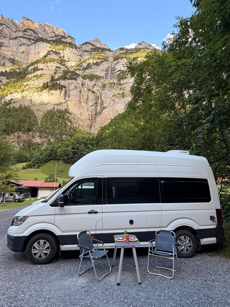 Pronájem obytné dodávky Grand California